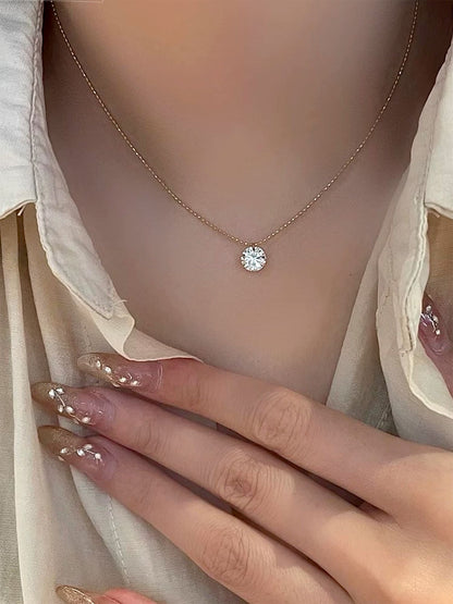 Round Brilliant Solitaire Necklace • 1.00ct D Color VVS1 Lab Diamond in 18K Yellow Gold | VIVADAR